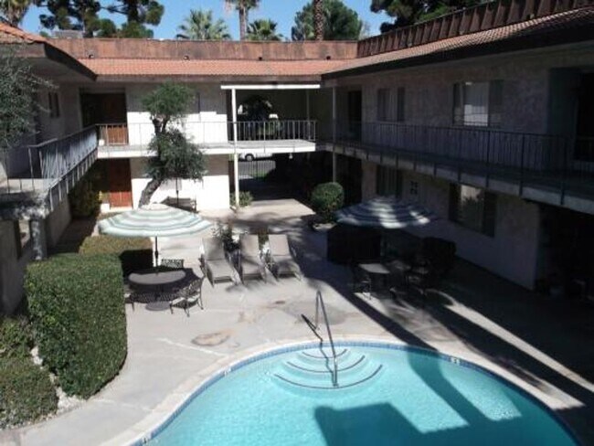 Building Photo - Villa Zapata Apartments