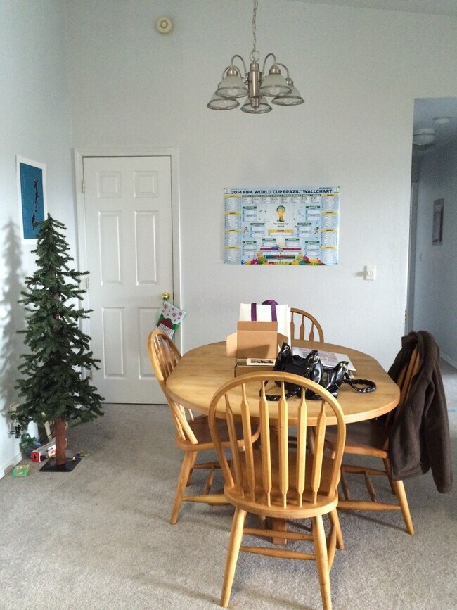 Building Photo - 3Bd/2Ba Near Campus! W/D Included!