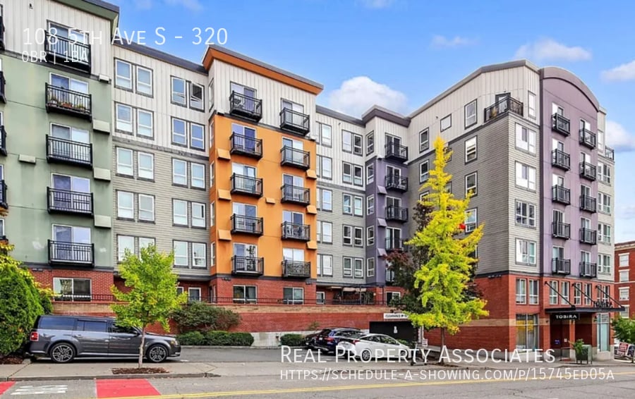 Primary Photo - 108 5th Ave S