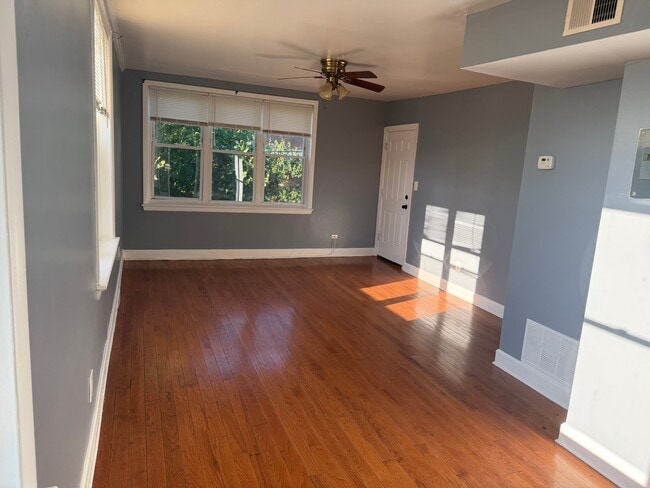 Foto del edificio - 101 Galveston Pl SW