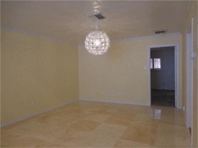 Building Photo - 2219 Nantucket Dr