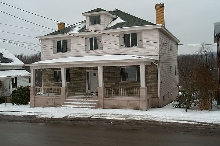 Primary Photo - 27 Grant St