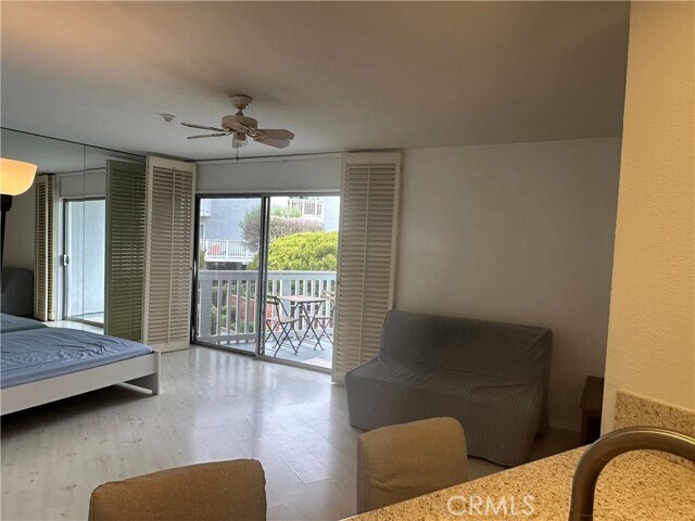 Foto del edificio - 640 The Village