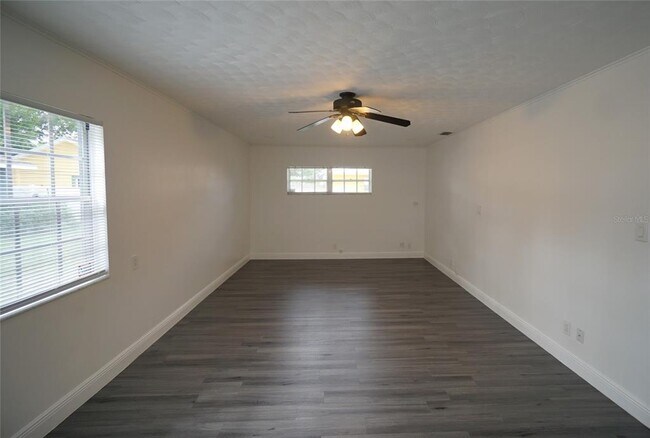 Foto del edificio - 4202 W Wisconsin Ave