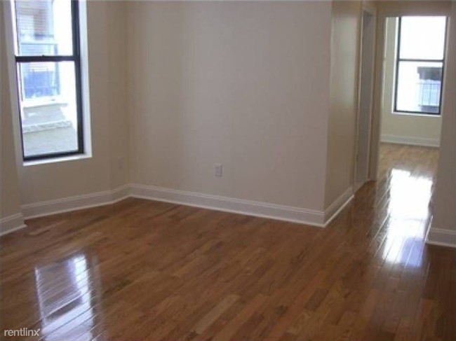 Building Photo - 2 br, 1 bath  - 3618 Broadway