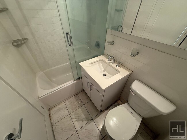 Foto del edificio - EAST 35 STREET