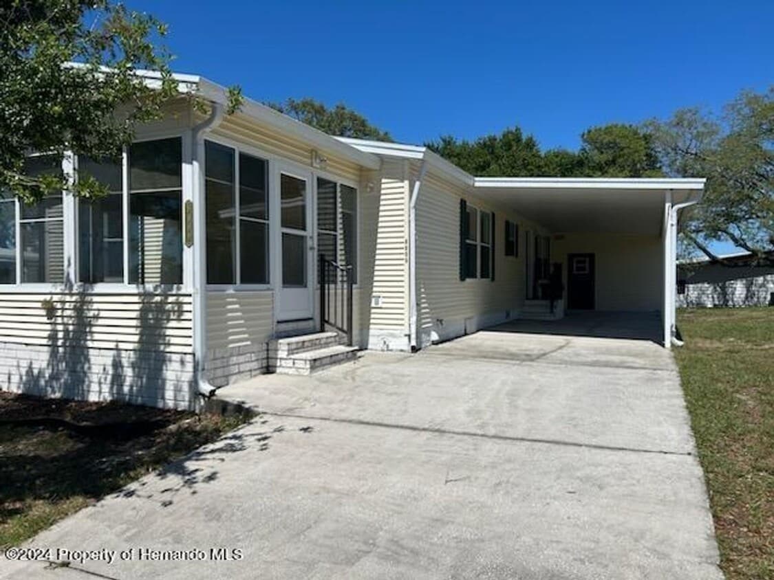 8899 Highpoint Blvd, Brooksville, FL 34613 House Rental in