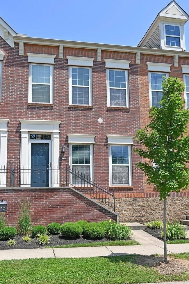 Foto del edificio - 1422 Laurel Park Dr