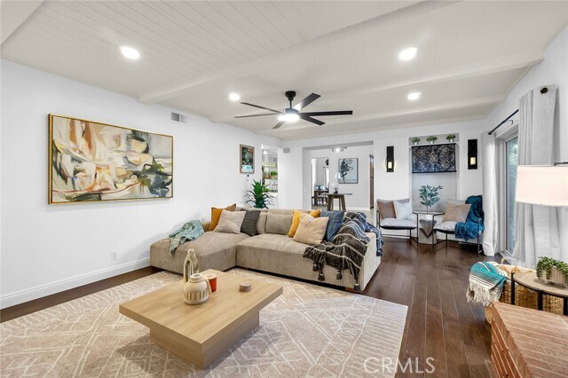 Foto del edificio - 25151 Via Playa