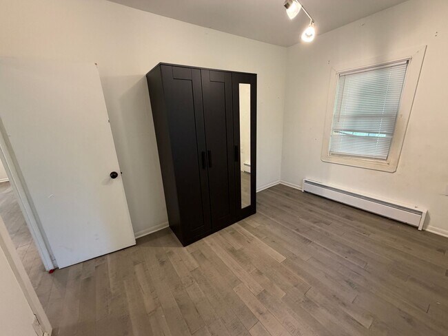 Foto del edificio - 2537 Brigadoon Ln