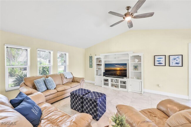 Building Photo - 5032 Skyline Blvd