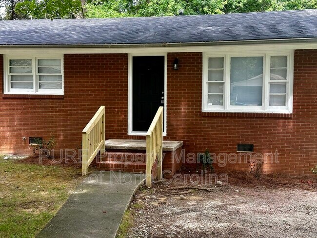 Building Photo - 110 Mendota Ave