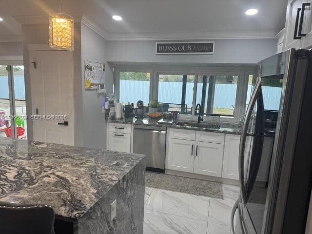 Foto del edificio - 702 NW Orchid St