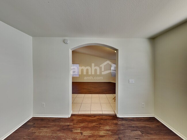 Building Photo - 7830 E Onza Avenue