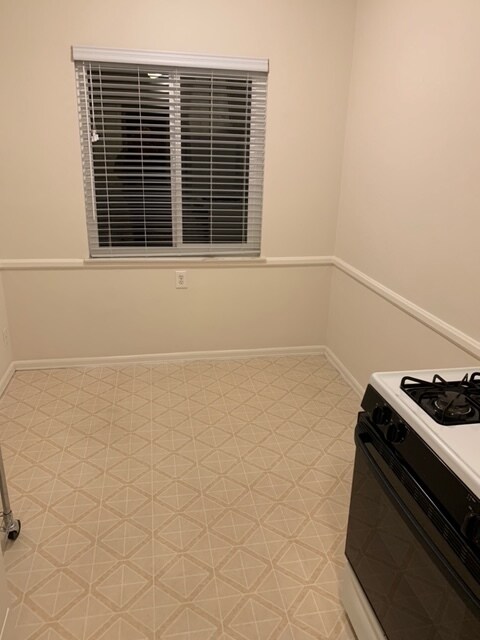 Foto del edificio - 7844 Flight Ave