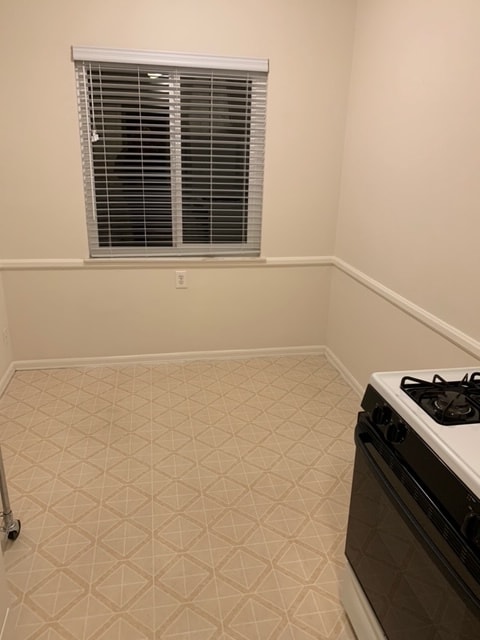 Building Photo - 7844 Flight Ave