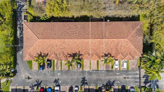 Foto del edificio - 330 SW 2nd Ave