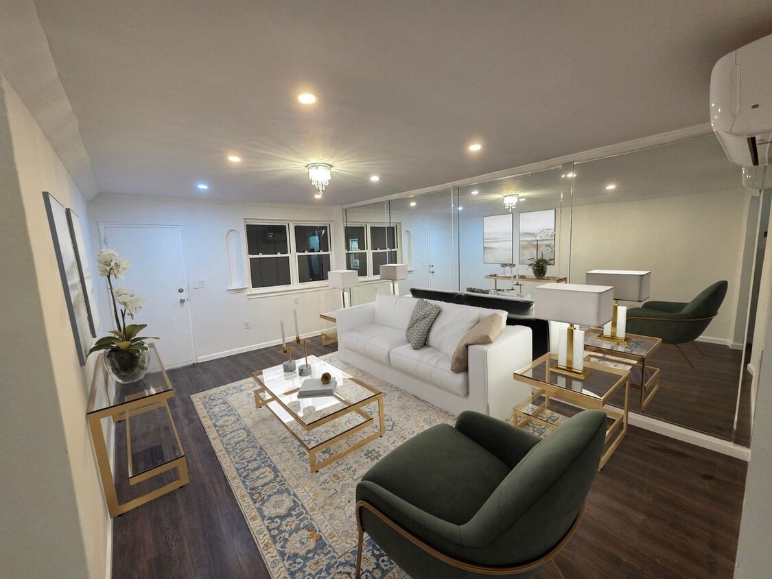 Primary Photo - Bright & Cozy 2BR Duplex in Prime Brooklyn...