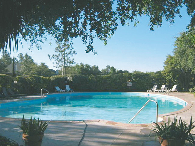 Building Photo - Southwest Oaks/ Parkway Oaks Apartments