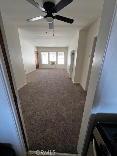 Foto del edificio - 8326 Sargent Ave