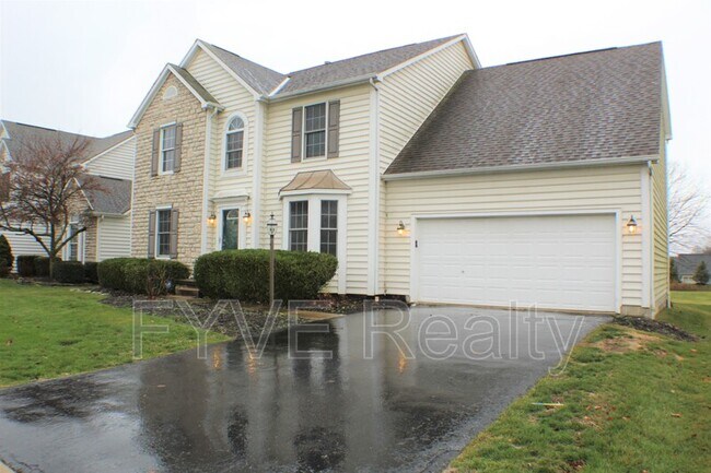 Building Photo - 7400 Fairfield Lakes Dr
