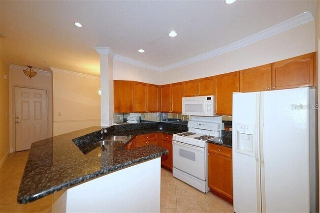 Building Photo - 2709 Via Cipriani
