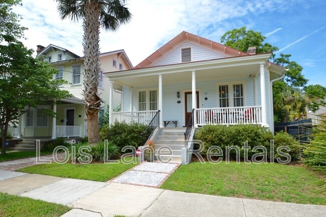 Photo - 31 Parkwood Ave House