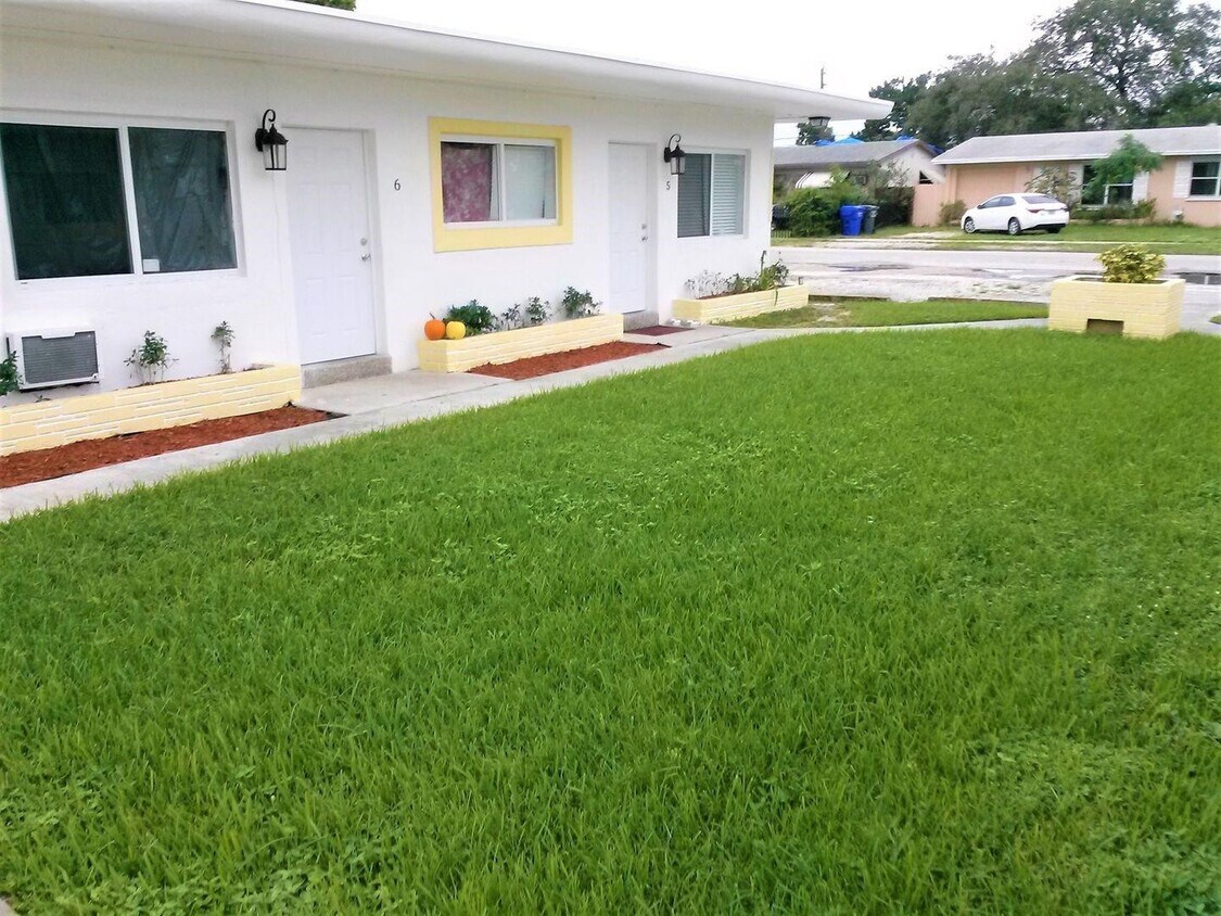 Foto del edificio - 6208 Dawson St