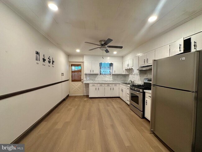Foto del edificio - 116 Tindall Ave
