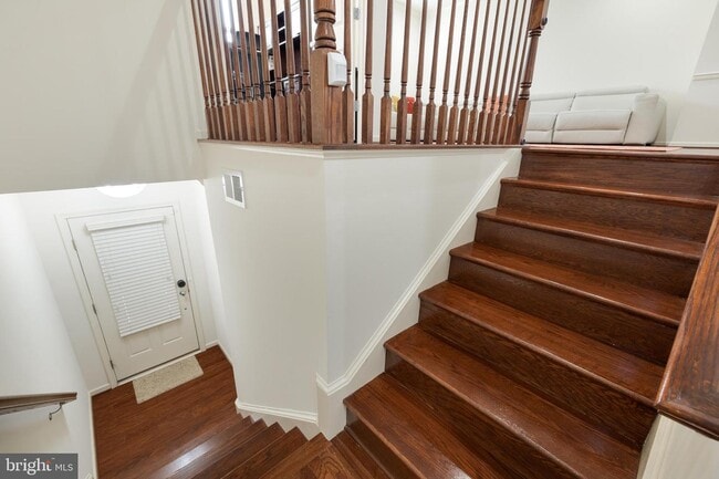 Building Photo - 42557 Dreamweaver Dr