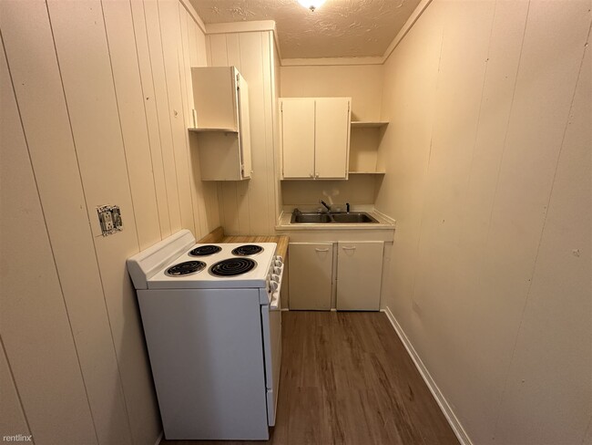 Building Photo - 1 br, 1 bath Duplex - 658 Cooper St 658 Co...