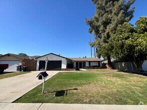 Building Photo - 3912 Madrid Ave
