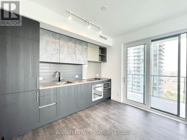 Building Photo - 7890 Jane St