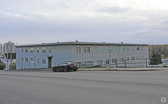 Building Photo - Uptown Apartments