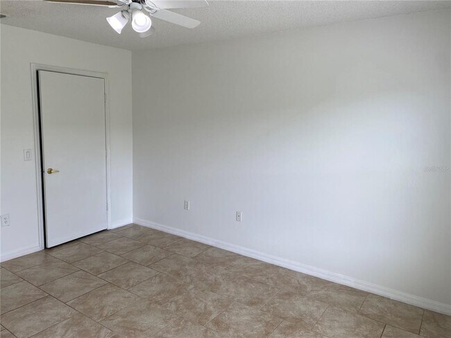 Building Photo - 13336 Fairway Glen Dr