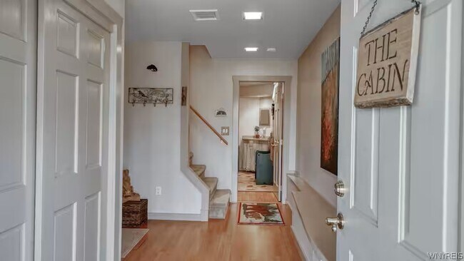 Foto del edificio - 6284 Dublin Hills Rd