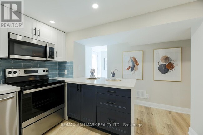 Building Photo - 2 Freeman St