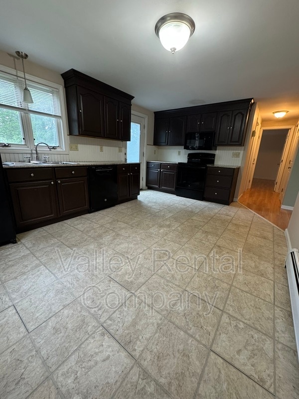 Photo - 153 Amherst Rd House