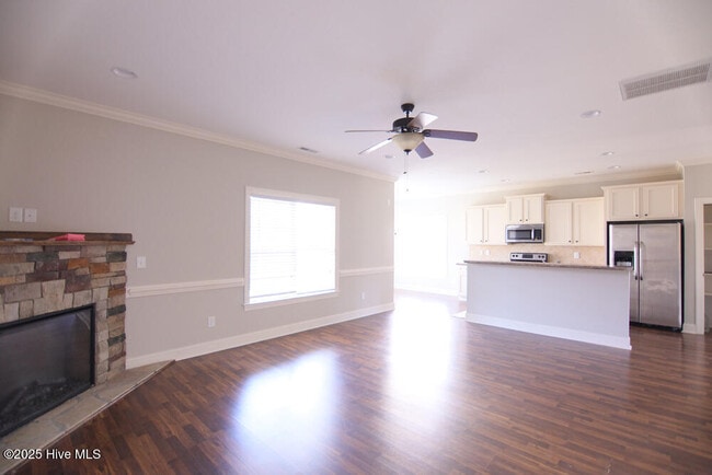 Building Photo - 1904 Leighton Dr