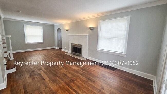 Foto del edificio - 3 Bed 1 Bath ready to rent!