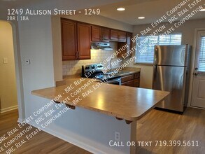 Building Photo - 1249 Allison St