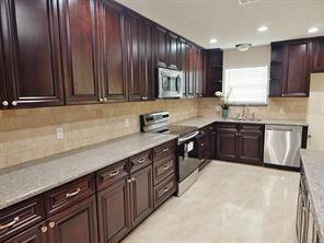 Building Photo - 3607 Brook Shadow Dr