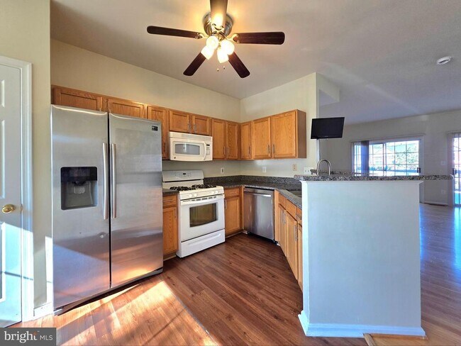 Foto del edificio - 3989 Hartlake St