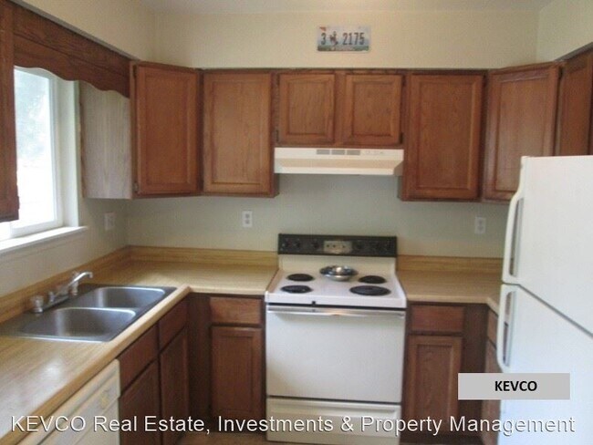 Building Photo - 3 br, 2 bath House - 134 N Shields St
