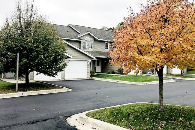 Building Photo - PARKSIDE TOWNHOMES OF ROCHESTER