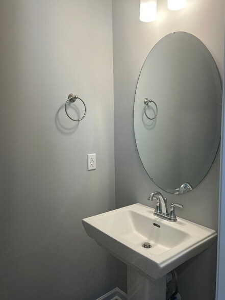 Foto del edificio - 153 Stonehenge Cir