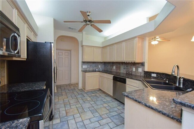 Building Photo - 7006 Bodega Bay Dr