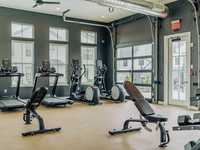 Fitness Center - Hackney House Apartments