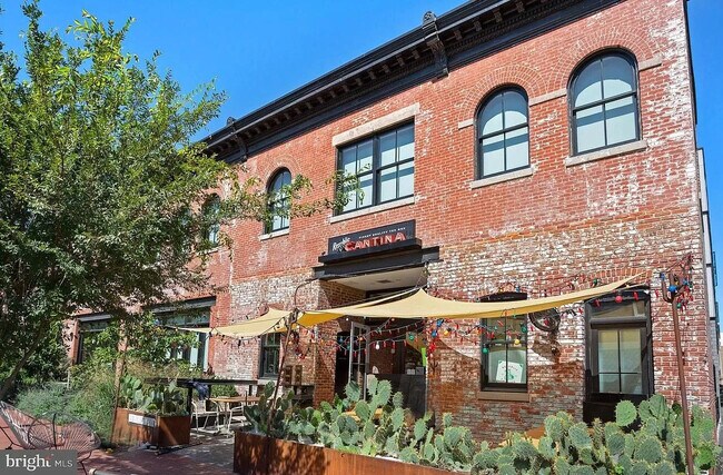 Foto del edificio - 24 N St NW