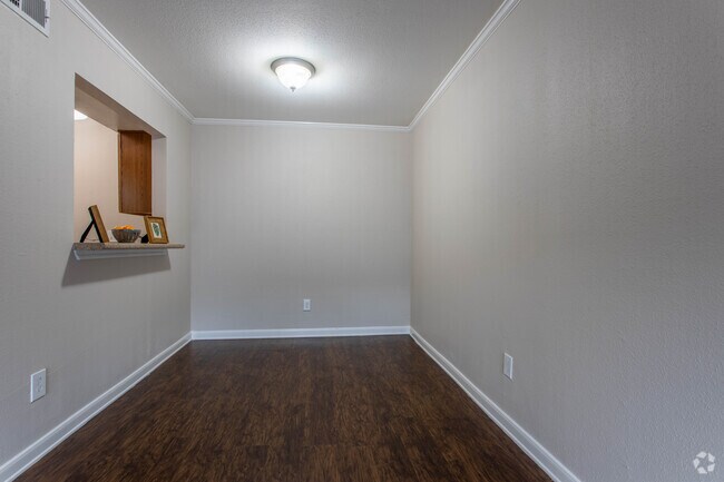 1 BR, 1 BA - 686 SF - The Terraces on Brompton Apartments